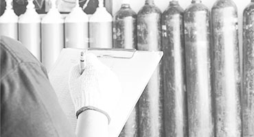 Reciprocating Cryogenic Pumps and Pump Installations for Hydrogen and Liquefied Natural Gas